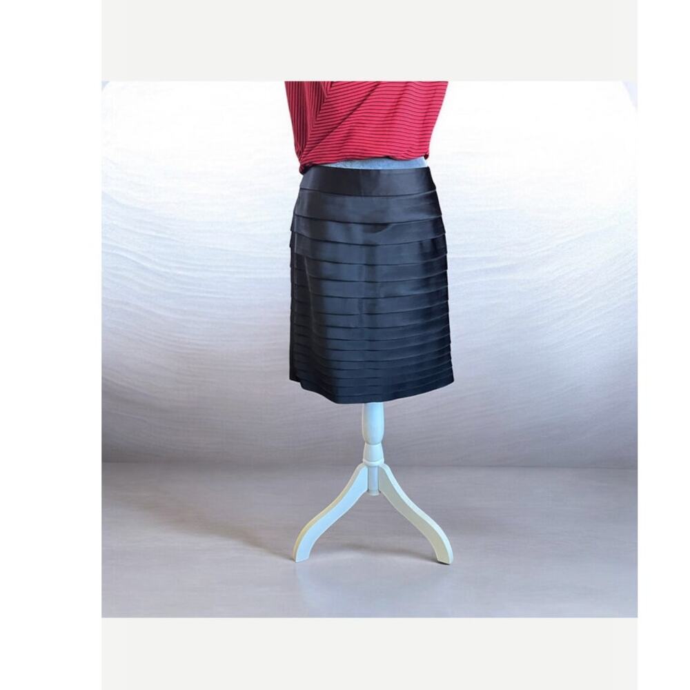 White House Black Market Black Satin Tiered Pencil Skirt Size 4
